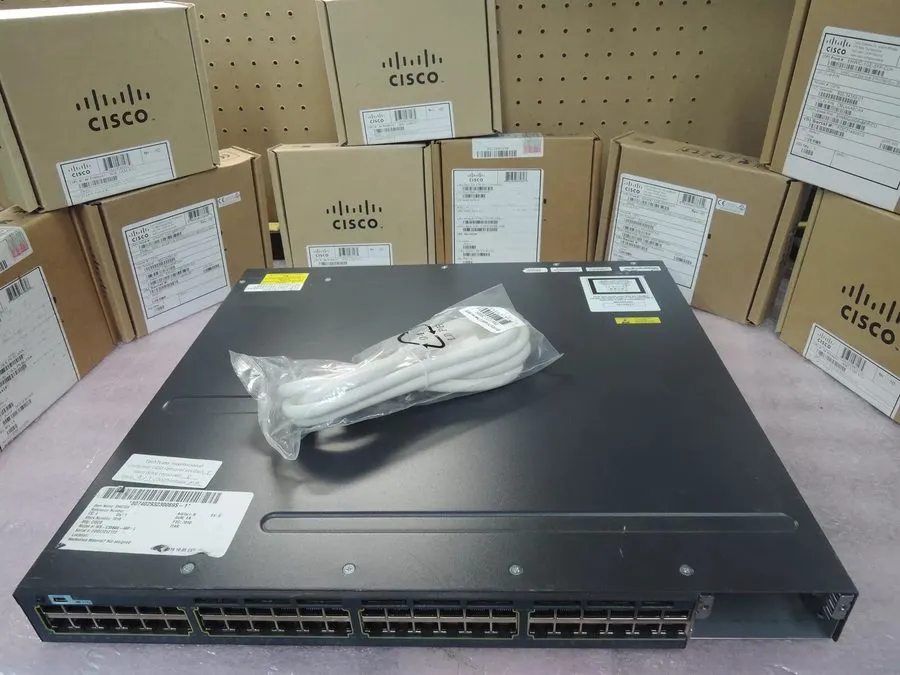 Коммутатор Cisco WS-C3560X-48P-L Standalone 48 Port PoE+, with Dual AC 715W and 