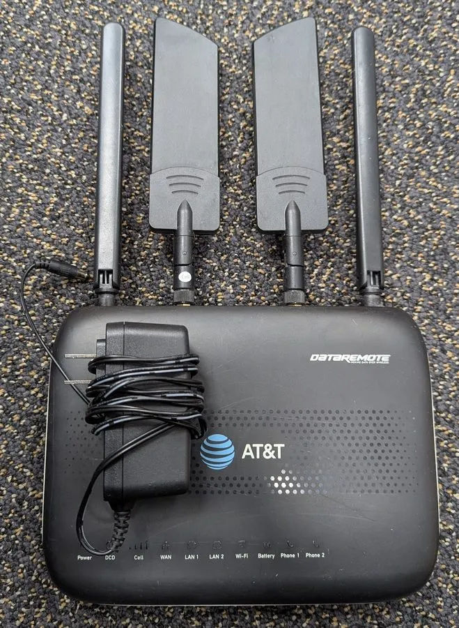 Маршрутизатор DataRemote CDS-9010 Cellular LTE Data Over Wireless Wifi Router AT