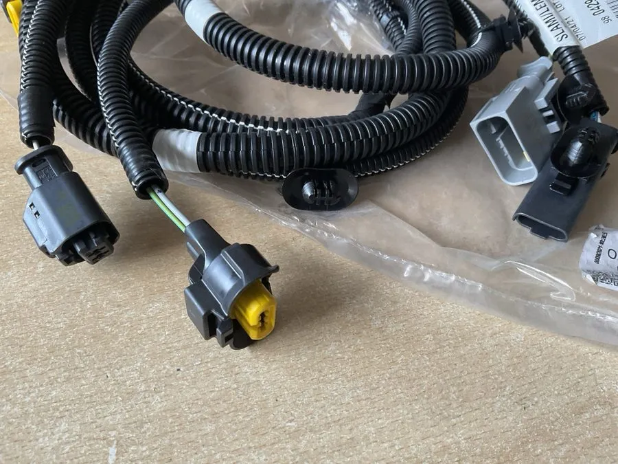 Кабель PEUGEOT 308 T9 FRONT FOG LIGHT CABLE HARNESS 9804293480 — фото лота 1