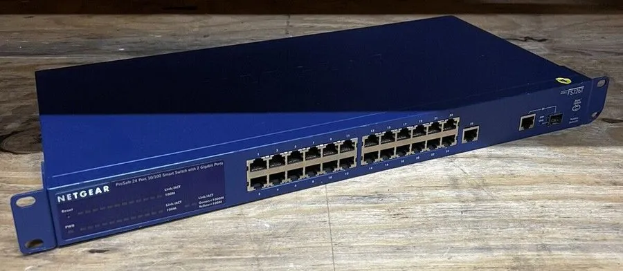 Коммутатор Netgear Prosafe FS726T Rack 24 Port 10/100 w/2 x Gigabit Ports