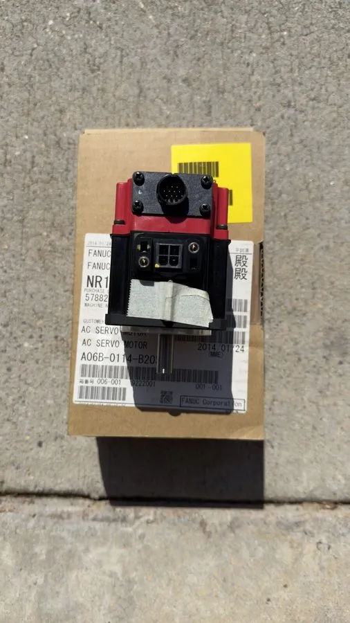 Серводвигатель Fanuc AC Servo Motor BiS 0.4/5000 A06B-0114-B203
