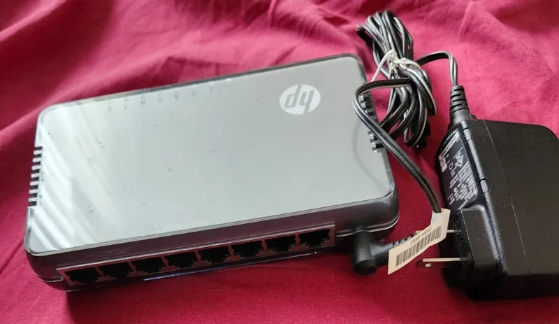 Коммутатор HP SWITCH MODEL RSVLC-1100 J9794A