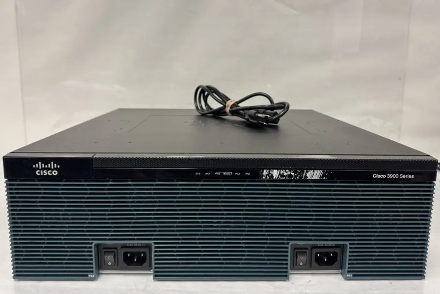 Маршрутизатор Cisco 3900 Series Integrated Service Router C3900-SPE250/K9