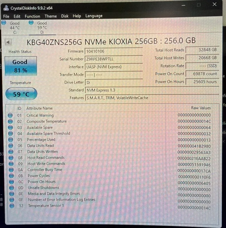 SSD-накопитель KIOXIA KBG40ZNS256G 256GB NVMe M.2 2230 Internal SSD TRIM SMART — фото лота 2