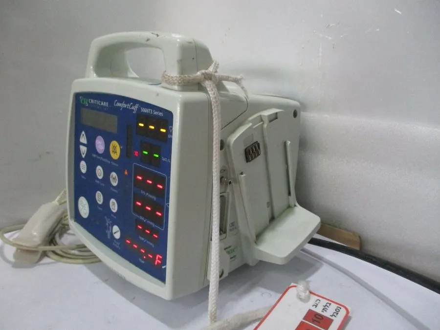 Монитор пациента Criticare Systems Inc. (CSI) 506NT3 Series Vital Signs Monitor