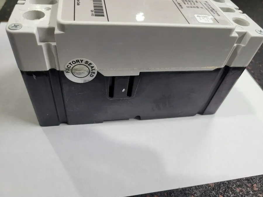 Автоматический выключатель EATON IND CIRCUIT BREAKER, HFD3015, 15 A, 3 P, 480 V,