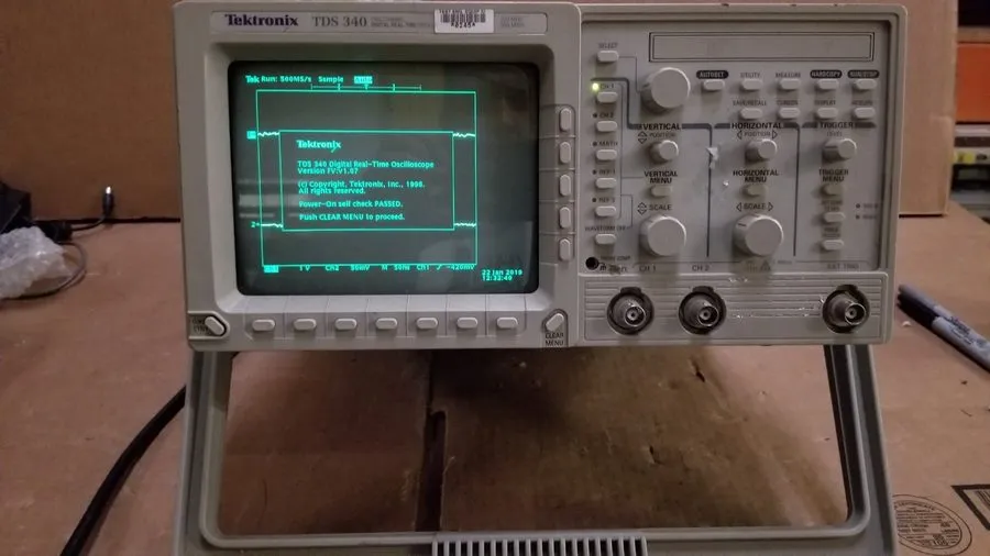Осциллограф TEKTRONIX TDS340 Digital Oscilloscope 100MHz 2-ch 500 MS/s