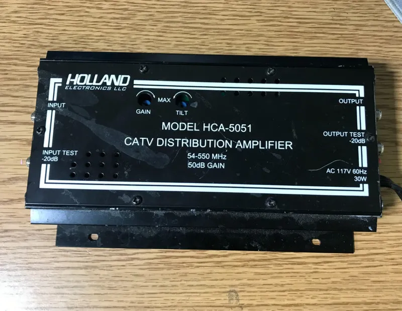 Усилитель ТВ-сигнала Holland HCA-5051 CATV Distribution Amplifier 54-550 MHz 50d