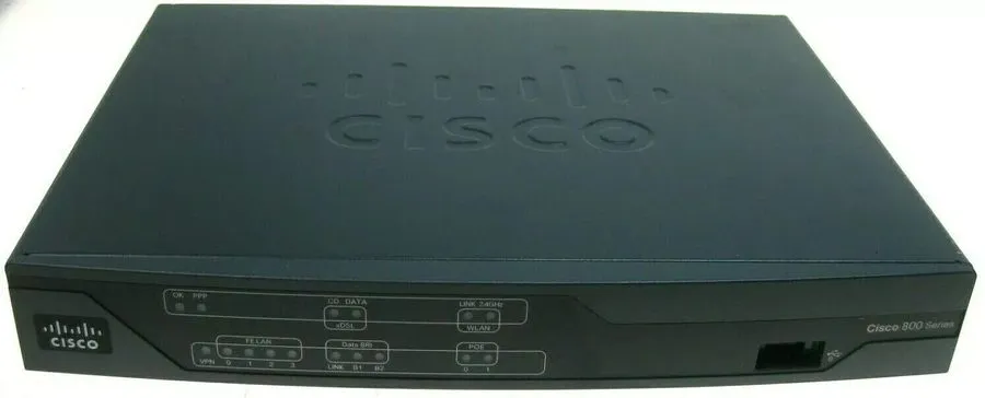 Маршрутизатор Cisco CISCO888-SEC-K9 Router — фото лота 1