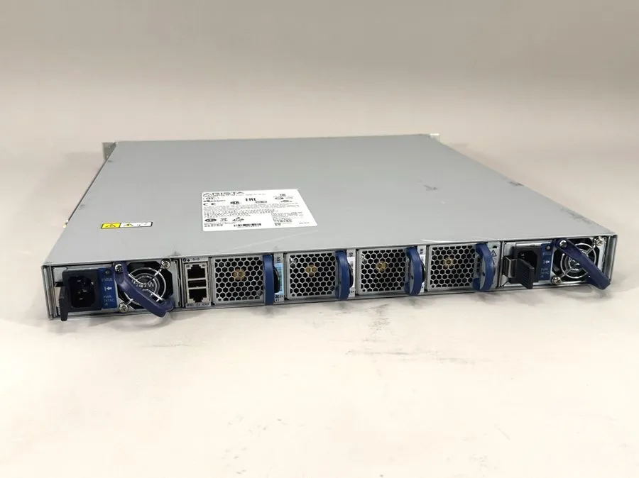 Коммутатор Arista DCS-7280SR2-48YC6-R 48-Port 25GbE SFP28 6-Port 100GbE QSFP Swi