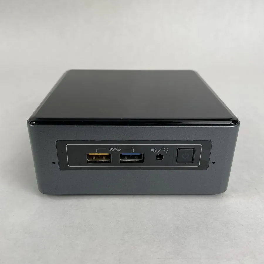 SSD-накопитель Intel NUC6CAY Micro Celeron J3455 1.50 GHz 8 GB RAM No SSD/OS/AC