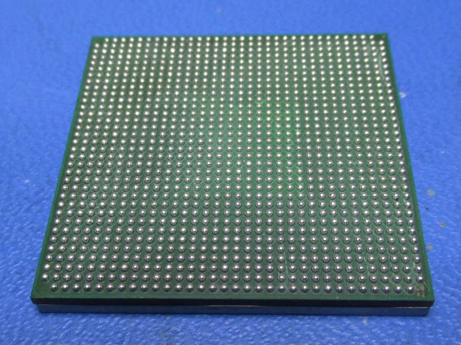 Микросхема ПЛИС XILINX VIRTEX XC2VP40-6FF1152C 1152 PIN FPGA Printing wore off H