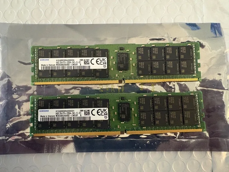 Модуль памяти M393A8G40AB2-CWEBY SAMSUNG 64GB DDR4 3200 ECC SERVER RAM