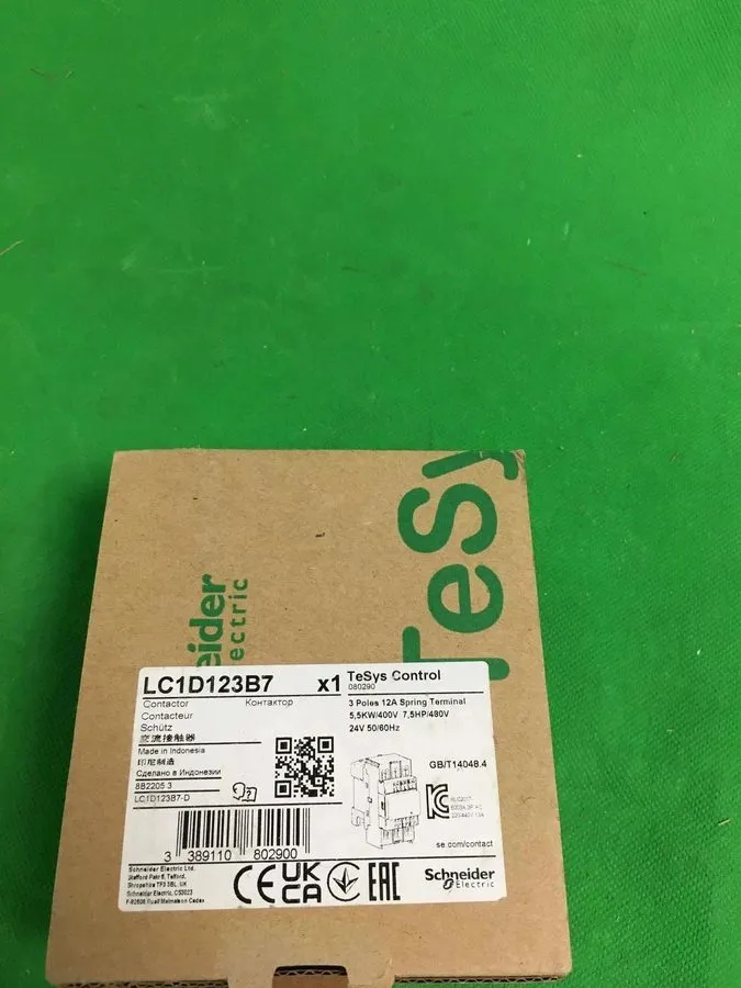 Контактор Schneider Electric LC1D123B7 TeSys D Contactor, 3-Pole, 12A, 24V AC Co