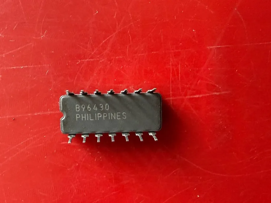Микросхема AD637JQ ANALOG DEVICES IC RMS TO DC CONVERTER CERAMIC 14 PIN DIP