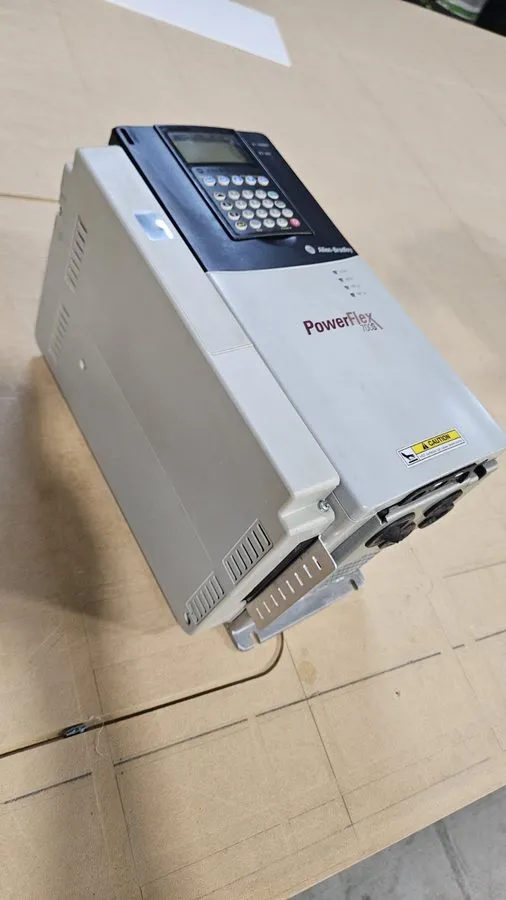 Частотный преобразователь Allen Bradley 20DD022A0EYNANASE Ser A PowerFlex 700S A