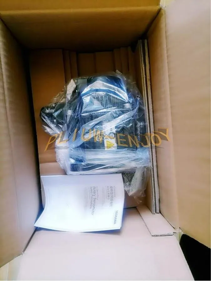 Серводвигатель YASKAWA SGMGV-44ADA61 AC SERVO MOTOR