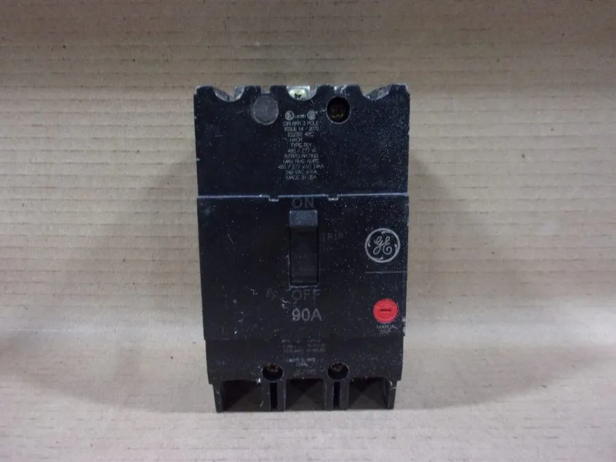 Автоматический выключатель GENERAL ELECTRIC TEY390 TEY 3 POLE 90 AMP 480v CIRCUI