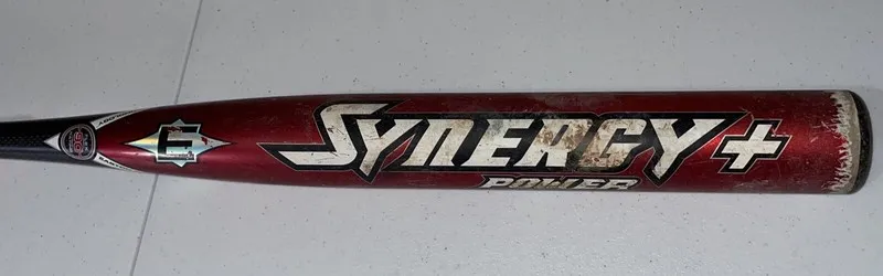 Сервер RARE 2009 27 SCN12BH Easton Synergy Power Plus + Brett Helmer Softball Ba