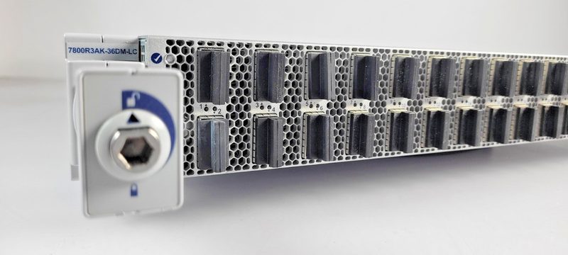 Фото лота DCS-7800R3AK-36DM-LC от продавца №95611