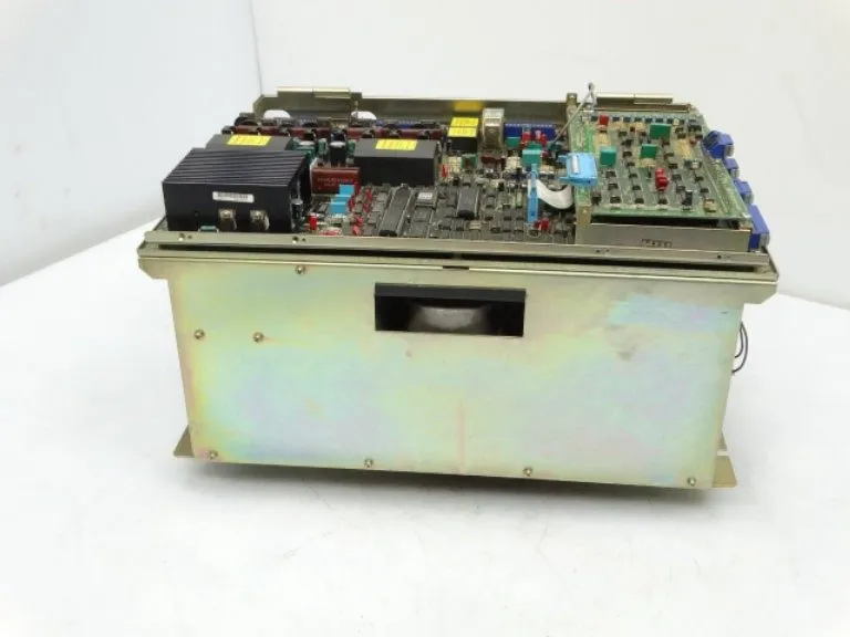 Сервоусилитель Fanuc Spindle Drive: A06B-6044-H021, Includes 1 Year