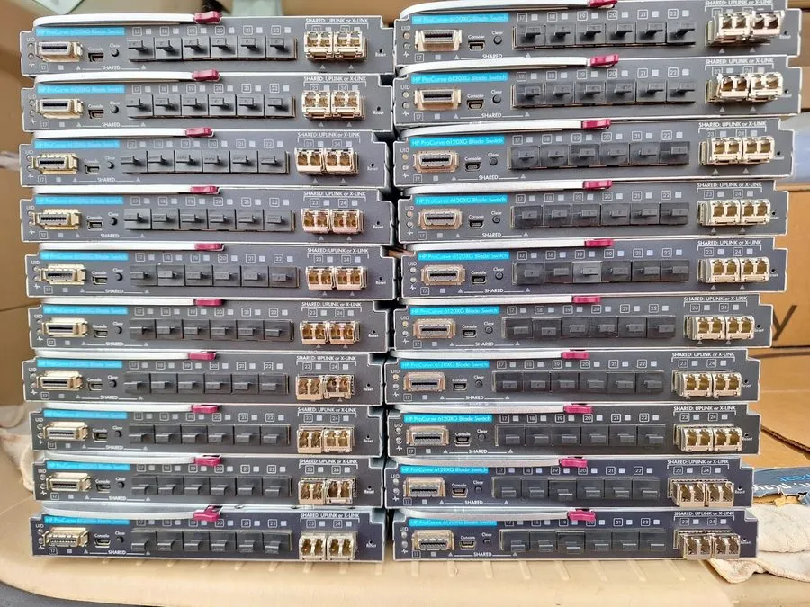 Коммутатор HPE ProCurve 6120XG C7000 Blade Switch 516733-B21 517944-001