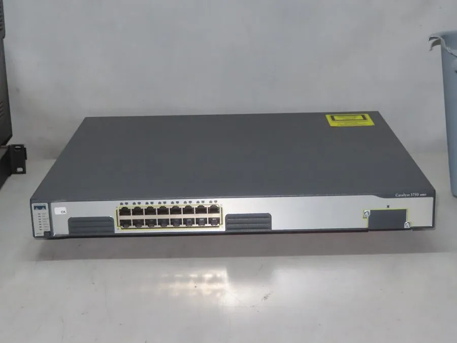 Коммутатор Cisco WS-C3750G-16TD-S 16-Port Specialty Switch, Black