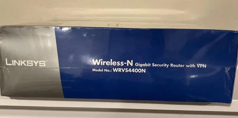 Маршрутизатор Cisco WRVS4400N 4-Port Gigabit Wireless N Router Business Series L — фото лота 3