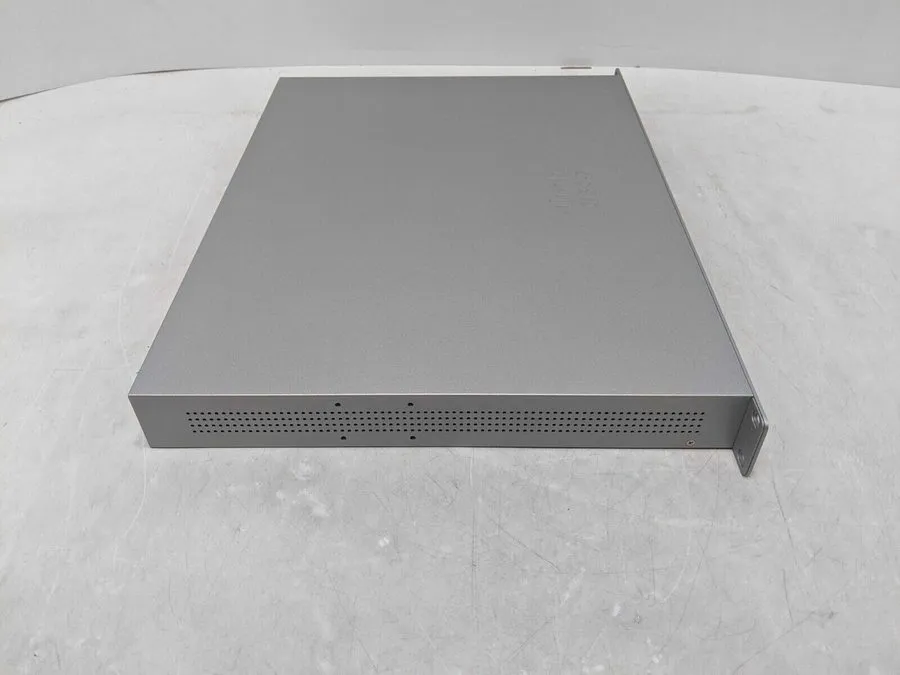 Коммутатор Unclaimed Cisco Meraki MS120-48-HW 48-Port Managed Ethernet Switch NO