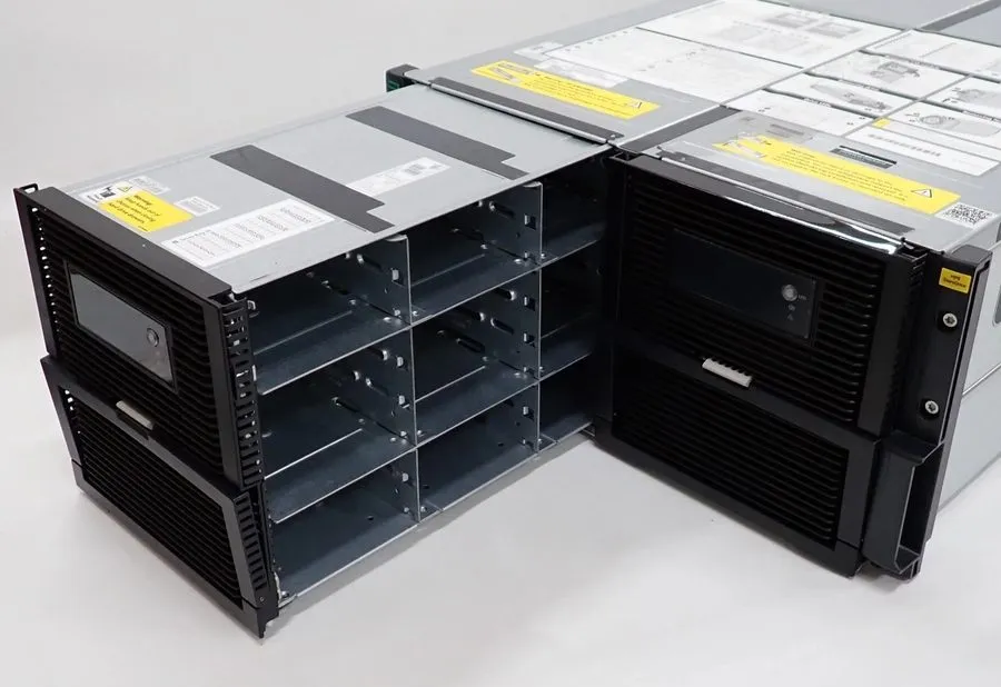 Дисковая полка HPE D6020 70x LFF Bay 5U Disk Enclosure +4x Dual Port SAS 12G Con — фото лота 1