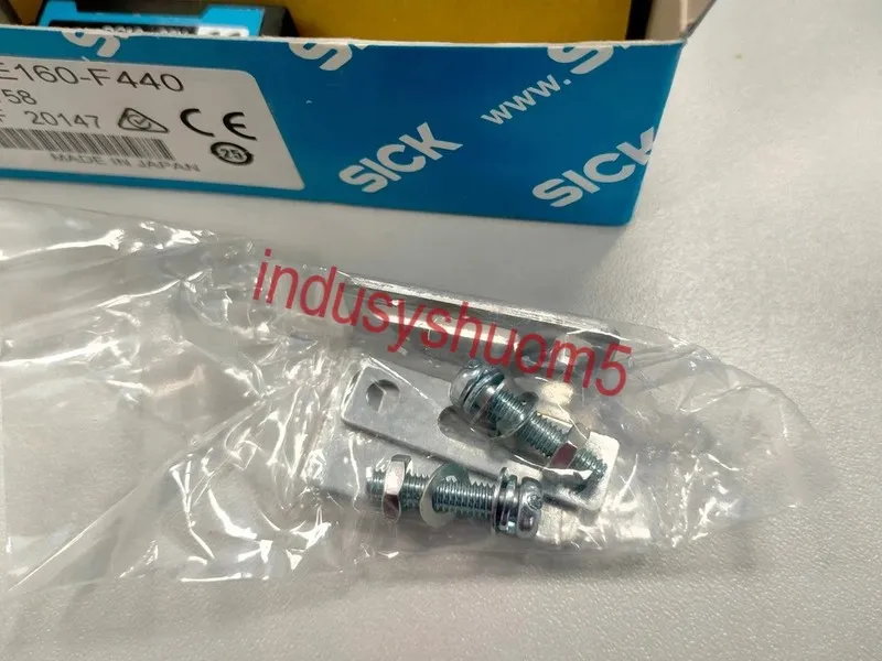Фотоэлектрический датчик WS/WE160-F440 SICK Photoelectric Sensor