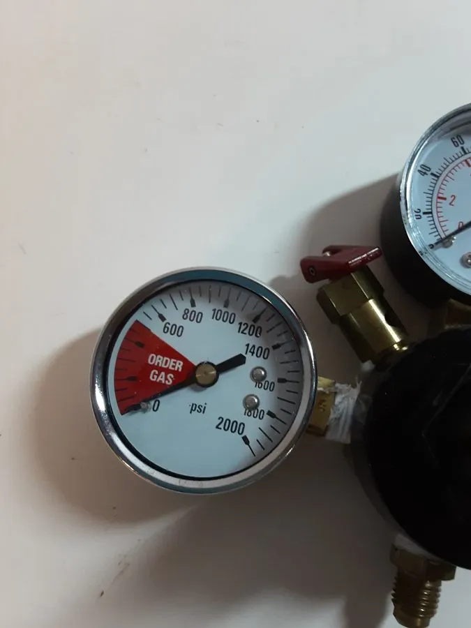 Трубопроводная арматура Foxx CO2 Gas Pressure Regulator 03D03-131 — фото лота 2