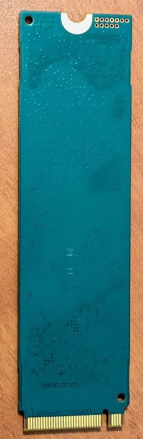 SSD-накопитель Samsung PM981 256GB M.2 NVMe SSD MZVLB256HAHQ-000L7 Lenovo Pull