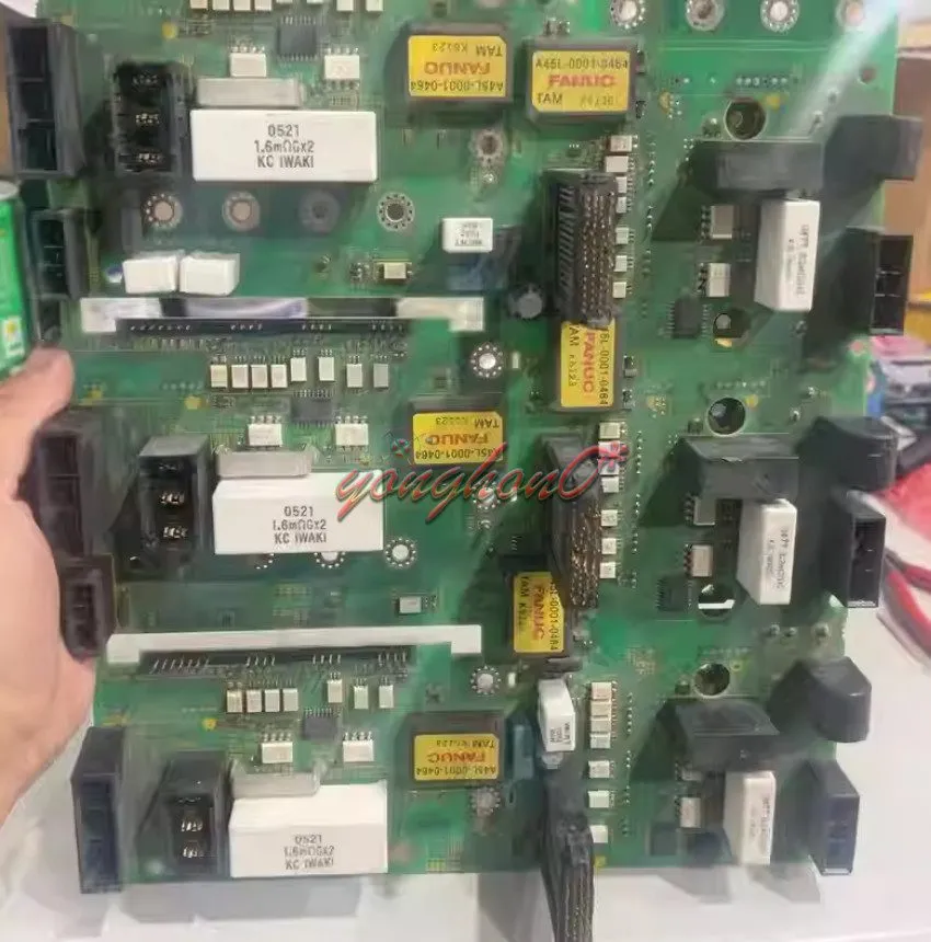 Робот FANUC A20B-2102-0012 Robot circuit board