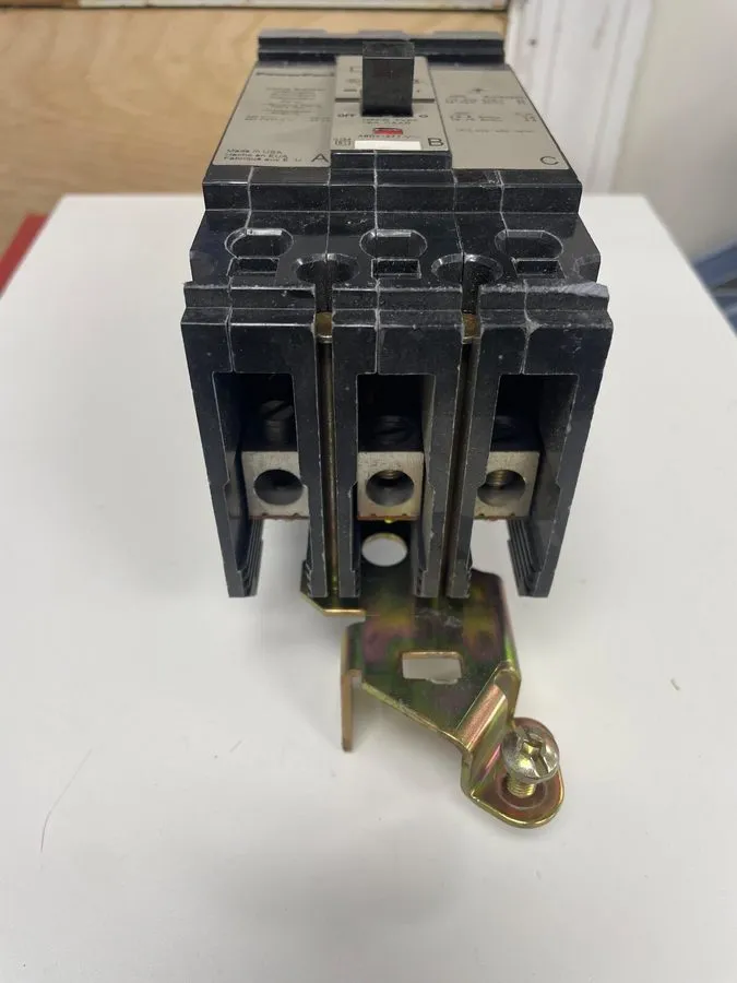 Автоматический выключатель Square D FJA34100 100 Amp 480V 3 Pole Circuit Breaker — фото лота 1