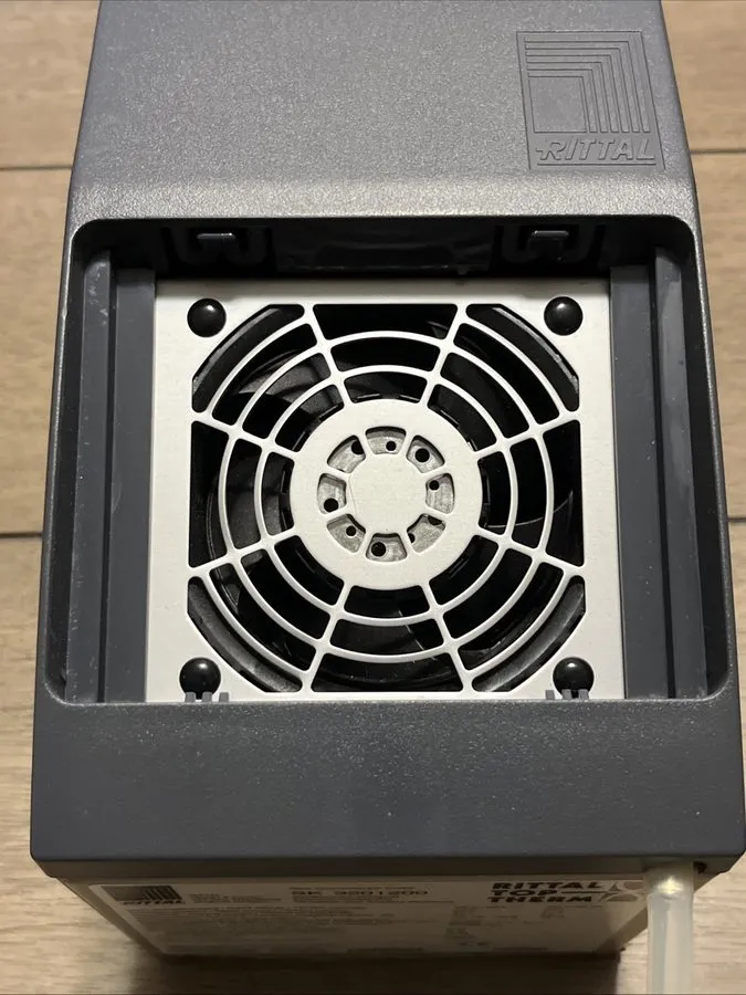 Монтажный шкаф RITTAL SK 3201200 Thermoelectric Cooler Cabinet Air Conditioner 8
