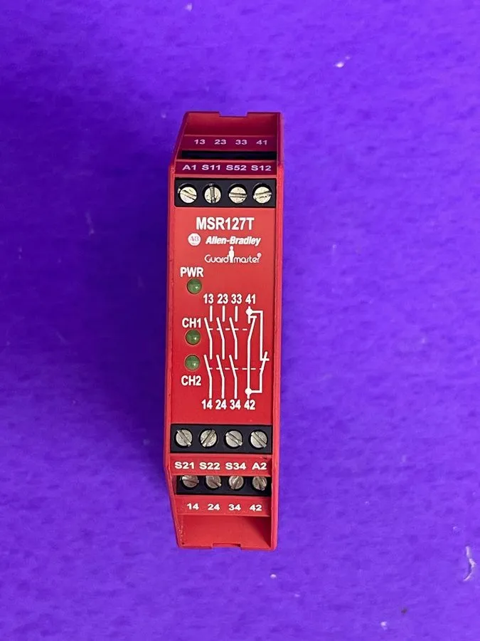 Реле безопасности 440R-N23126 Allen Bradley MSR127T Safety Relay