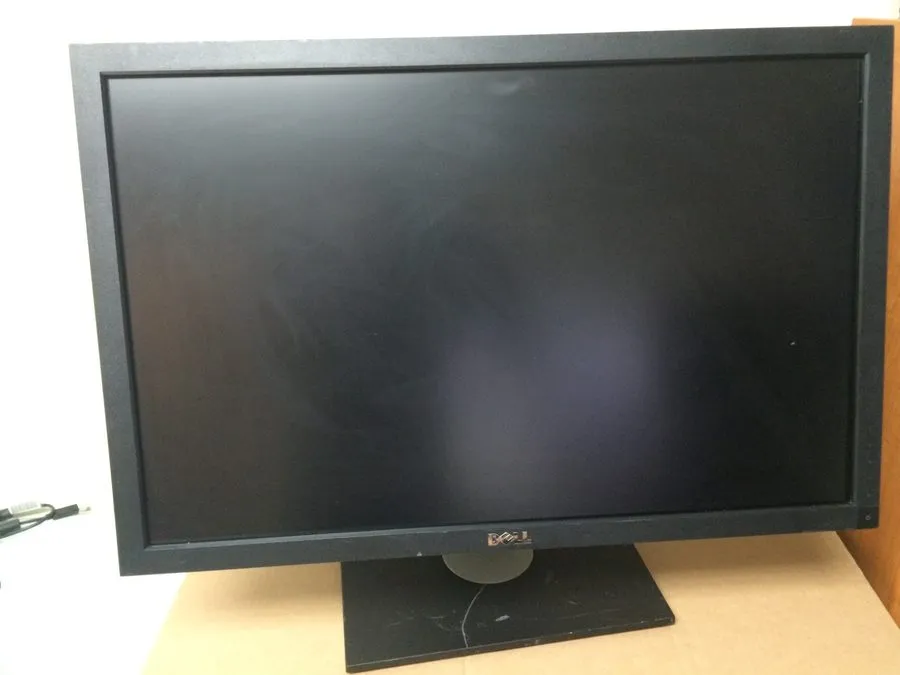 Монитор Dell UltraSharp U3011 U3011T 30" 2560x1600 DisplayPort LCD Monitor Good