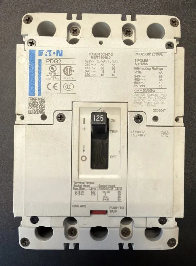 Автоматический выключатель Eaton PDG23G0125TFFL Circuit Breaker 125 Amp 600 V 35