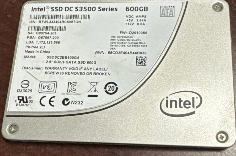 SSD-накопитель Intel DC S3500 600GB Series SSD 2.5" SATA 6Gb/s Intelnal Solid St