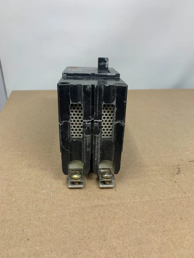 Автоматический выключатель ABB GE TEY260 2 pole 60 amp bolt on 14kA@480v Circuit — фото лота 1
