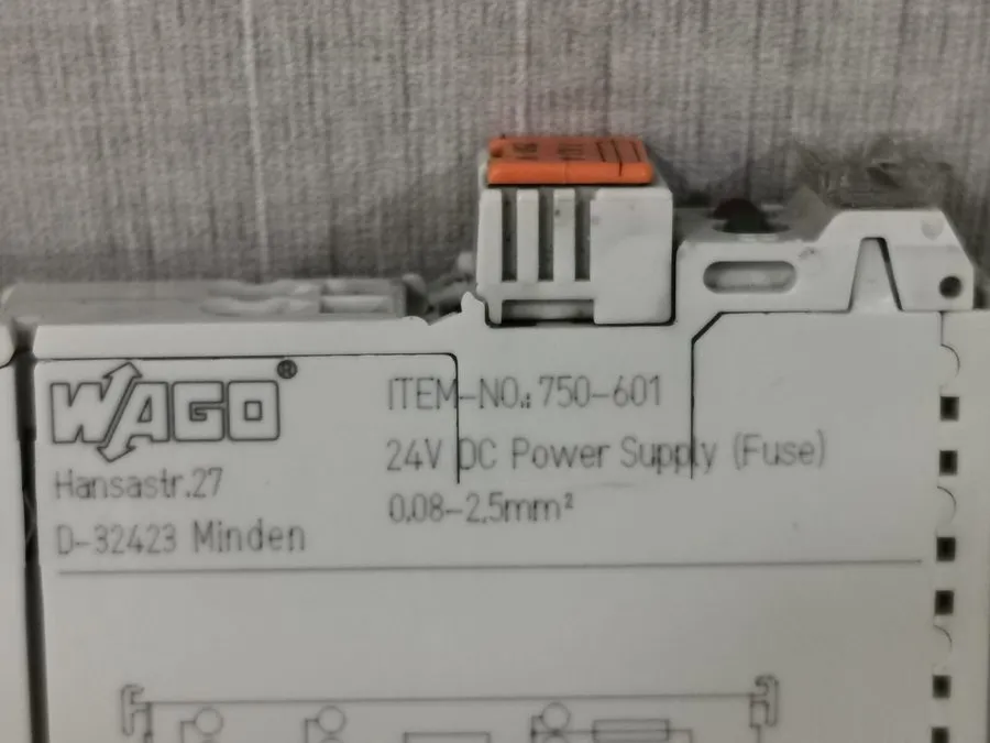Модуль WAGO 750-601 I/O System 750 Supply Module w/ Fuse 24V DC 6.3A DIN Rail