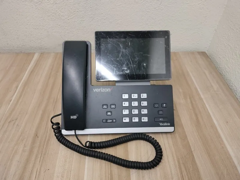IP-телефон YeaLink SIP-T57W IP PoE Phone, Touch Screen, w/ Stand, Verizon Specif