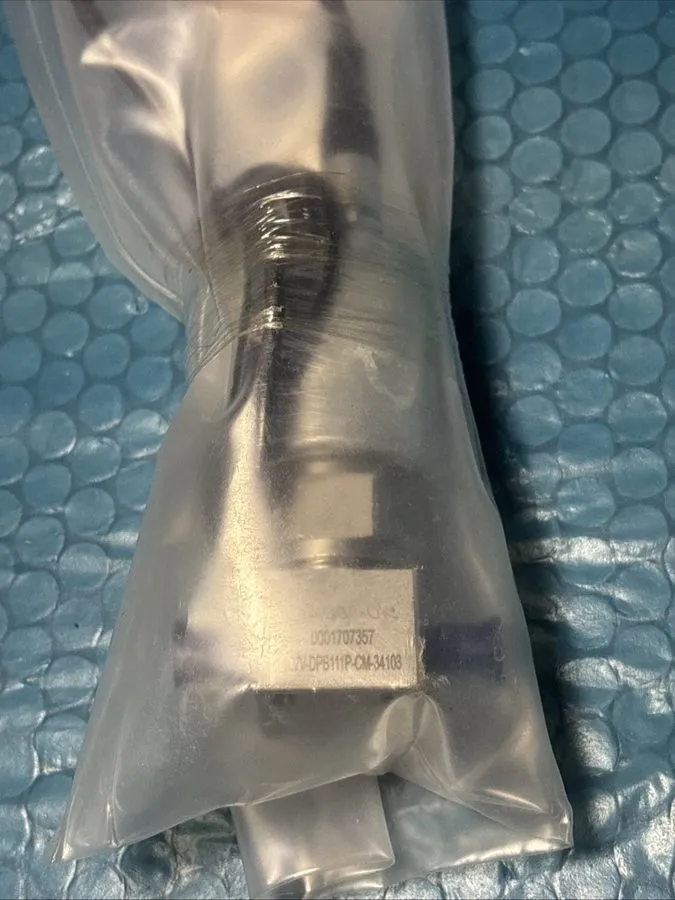 Клапан Swagelok 6LVV-DPB111P-CM-34103 Diaphragm Valve Assembly