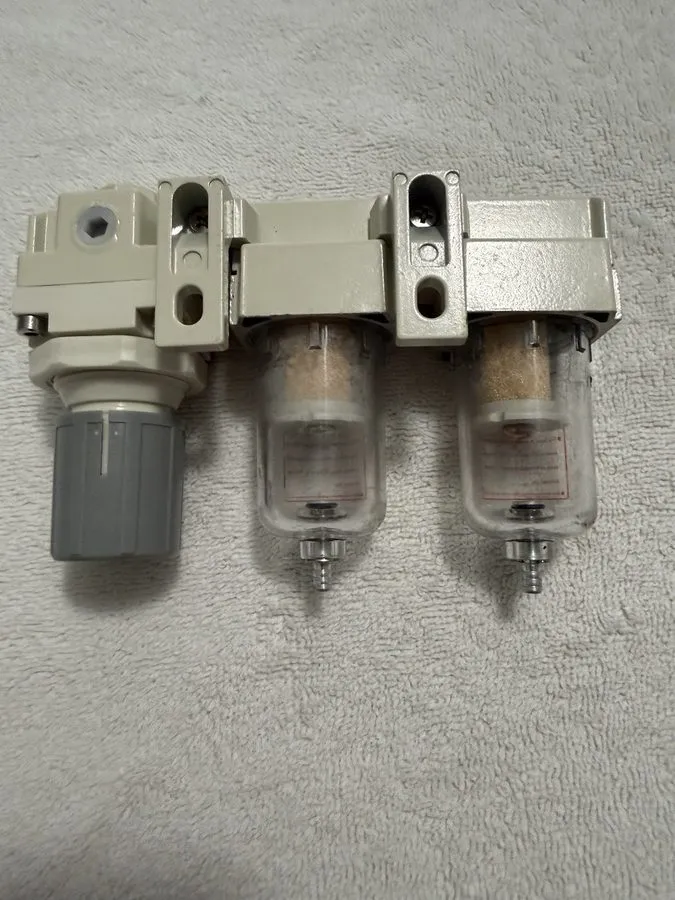 Трубопроводная арматура Hoodutric ARF2000-2 Pneumatic Air Filter pressure Regula — фото лота 1