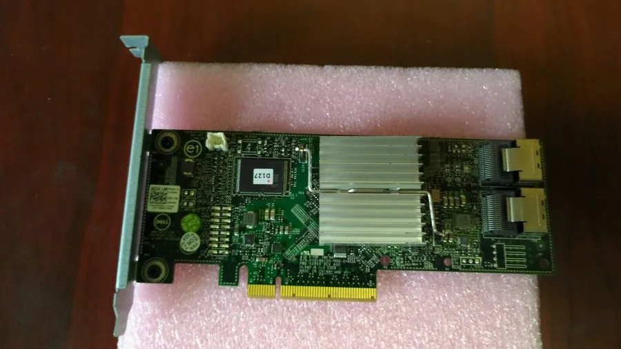Контроллер x Dell PERC 3P0R3 6Gb/s SAS SATA PCI-E 2.0 x8 RAID Controller