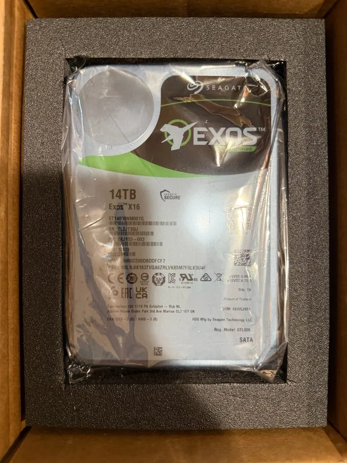 Жёсткий диск Seagate Exos X16 14TB ST14000NM001G SATA 3.5" 7200RPM Enterprise Ha