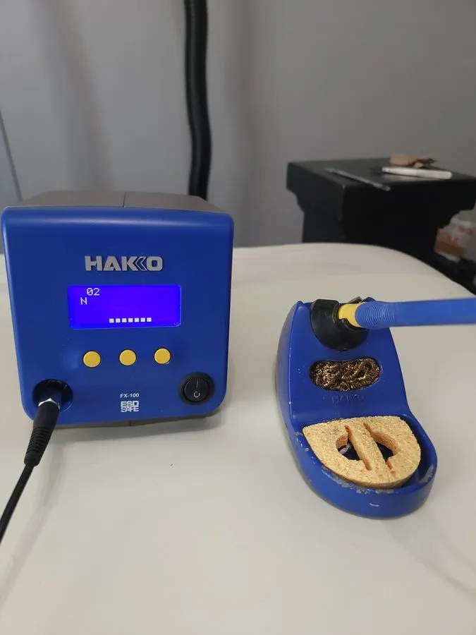 Паяльная станция HAKKO FX-100 120V Soldering Station w/ Iron & Stand, MPN FX100-