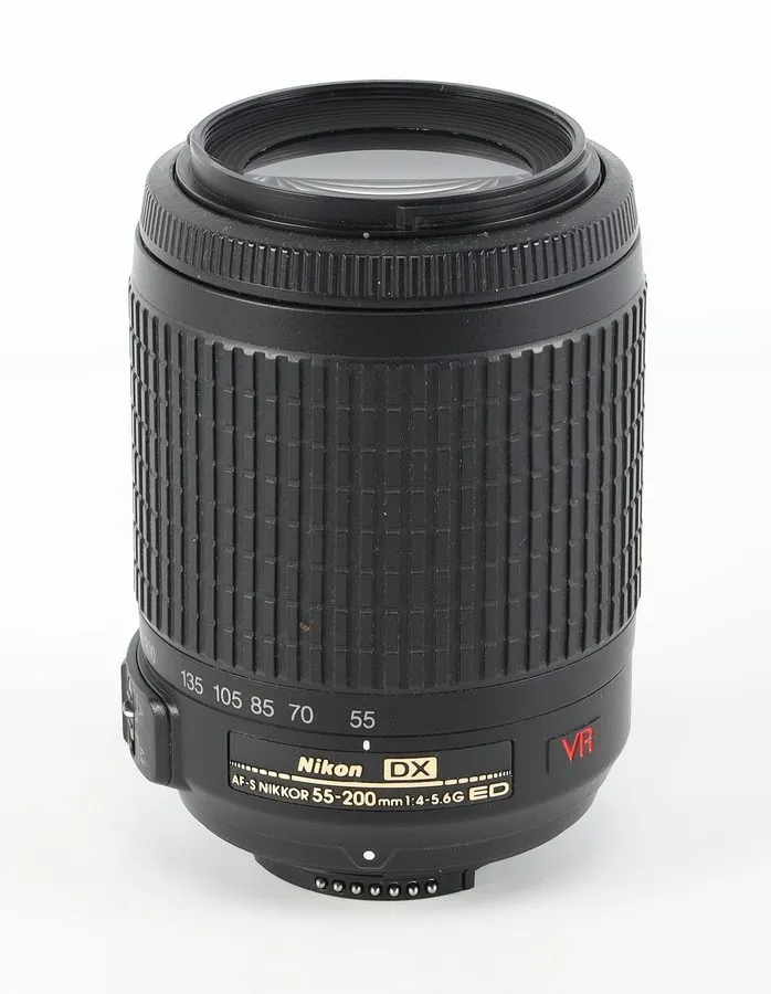 Объектив Nikon AF-S VR Nikkor 55-200mm f/4-5.6 G ED DX Zoom Lens w/ Len Caps
