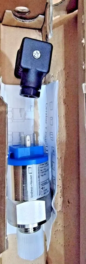 Датчик давления ENDRESS+HAUSER PMC131-A11F1A1R PRESSURE TRANSMITTER 0-6 BAR — фото лота 1